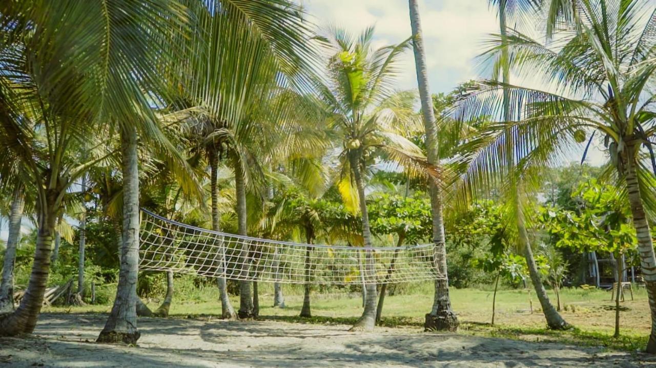 Uuttaaka Eco-Hotel Palomino Exterior photo